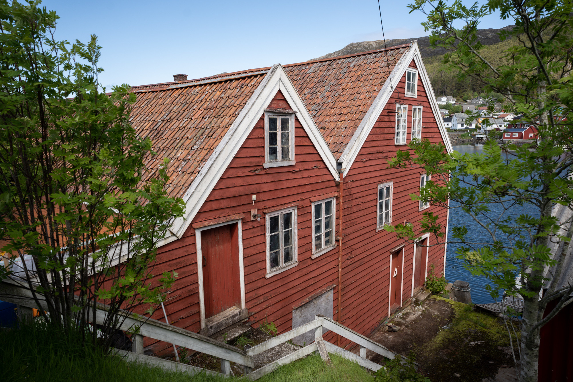 Endeveggen av Lisetbua.