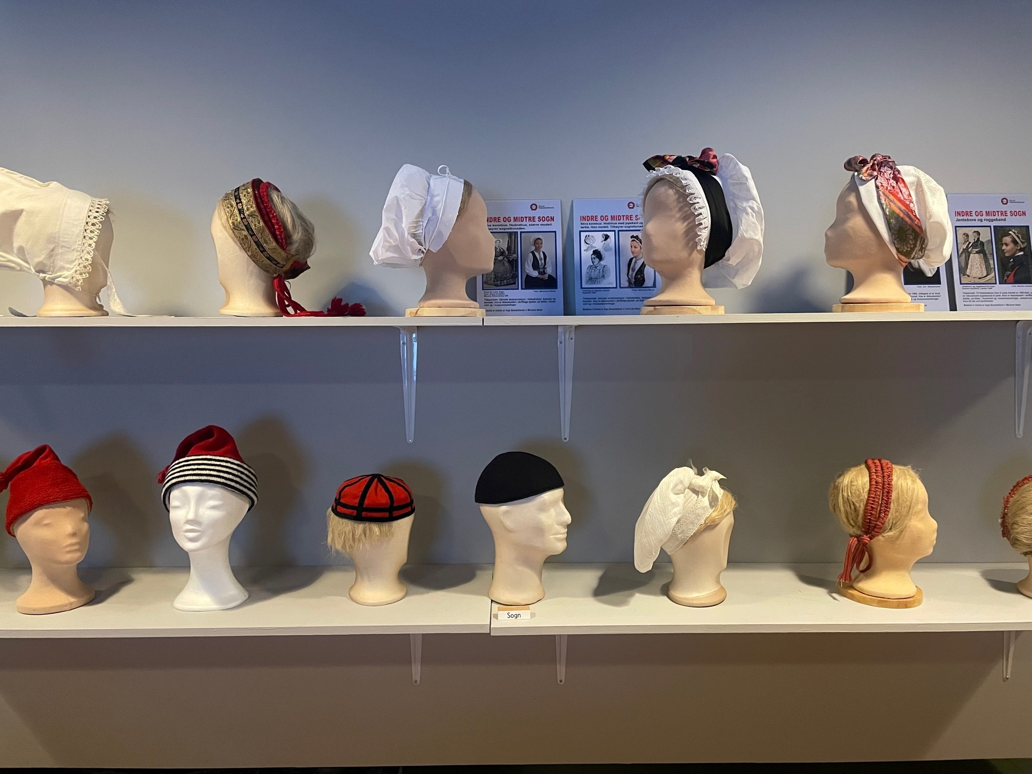 de-heibergske-samlinger/konehue-utstilling-dhs.jpg.