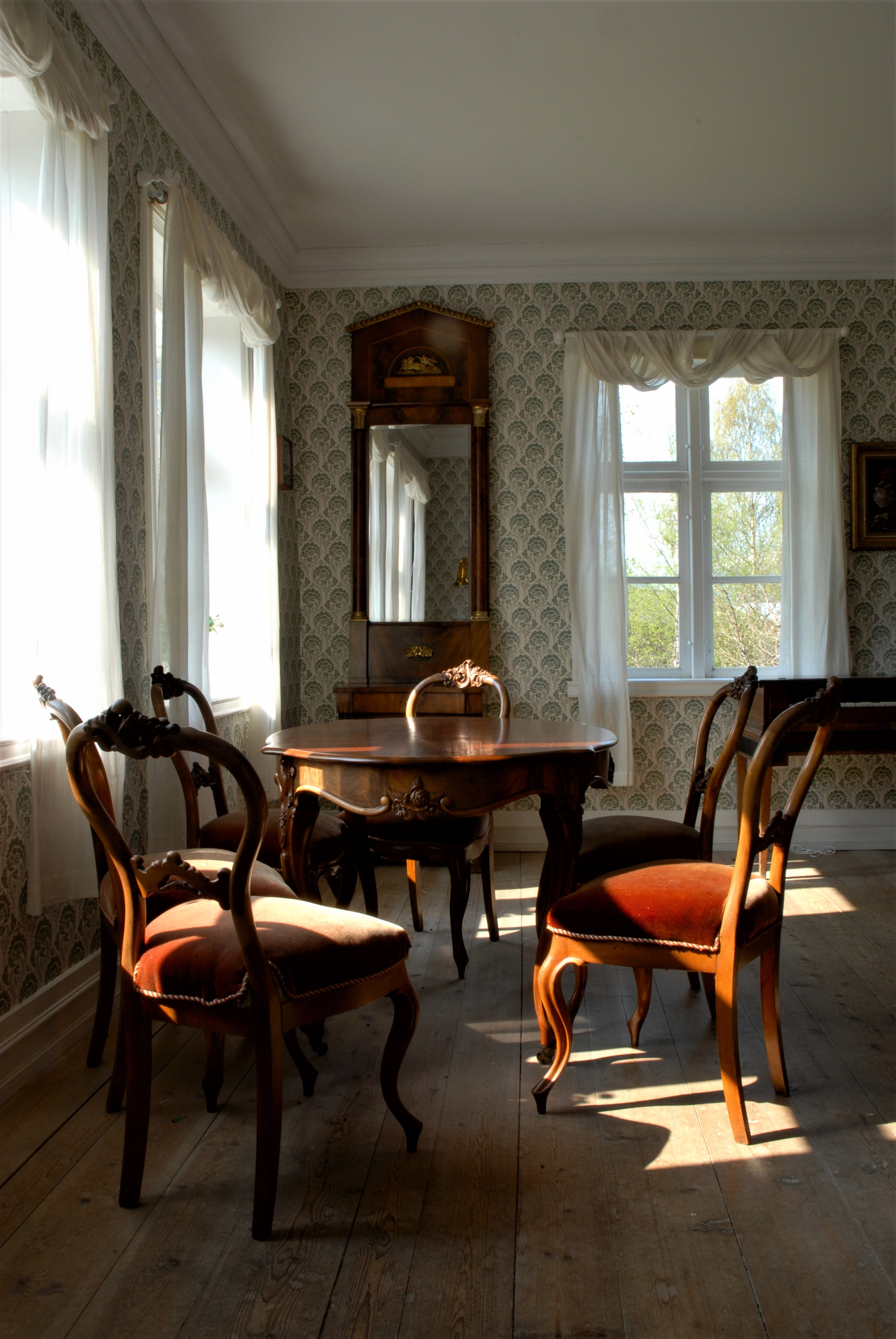 de-heibergske-samlinger/2016-kvitevoll-interior.jpg.